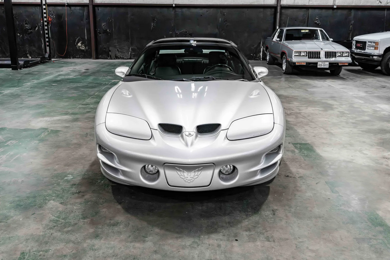 7_2002-Pontiac-Firehawk-Sebring silver metallic-140934--40.jpg